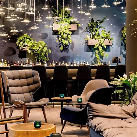 One Bonn-hauptbahnhof Hotel