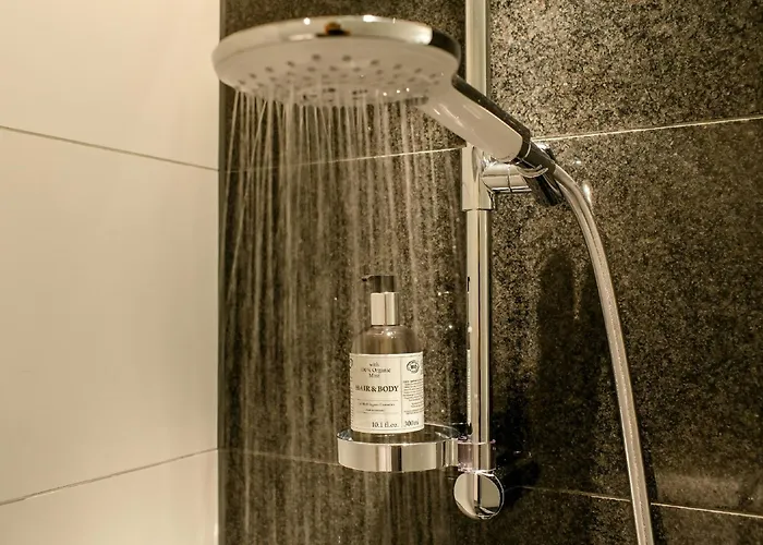 One Bonn-hauptbahnhof Hotel 3*